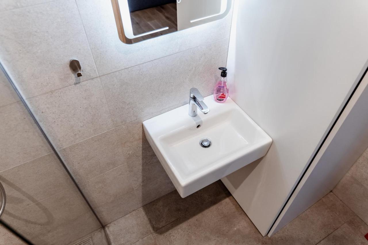 Dream Stay - Modern Apartments In City Centre Таллин Экстерьер фото